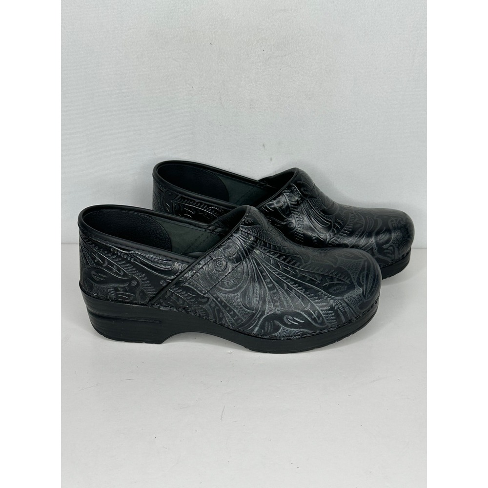Dansko Professional Black Embossed Floral Leather Clogs Shoes Goth Womens 40